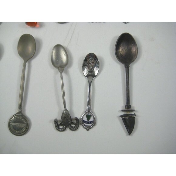 Vintage Collectible Souvenir Spoon Set Of 21 - Picture 2 of 16